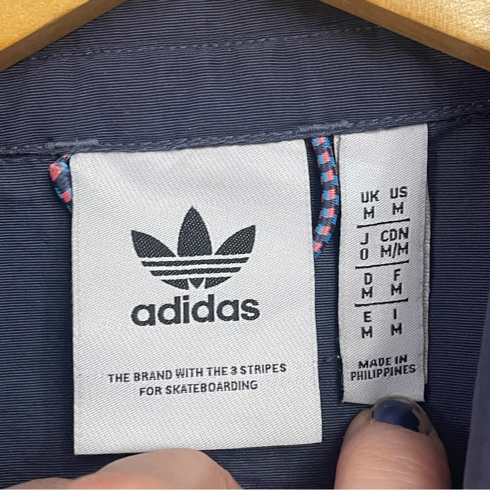 Adidas Coach Jacket Size Medium navy - Picture 2 of 9